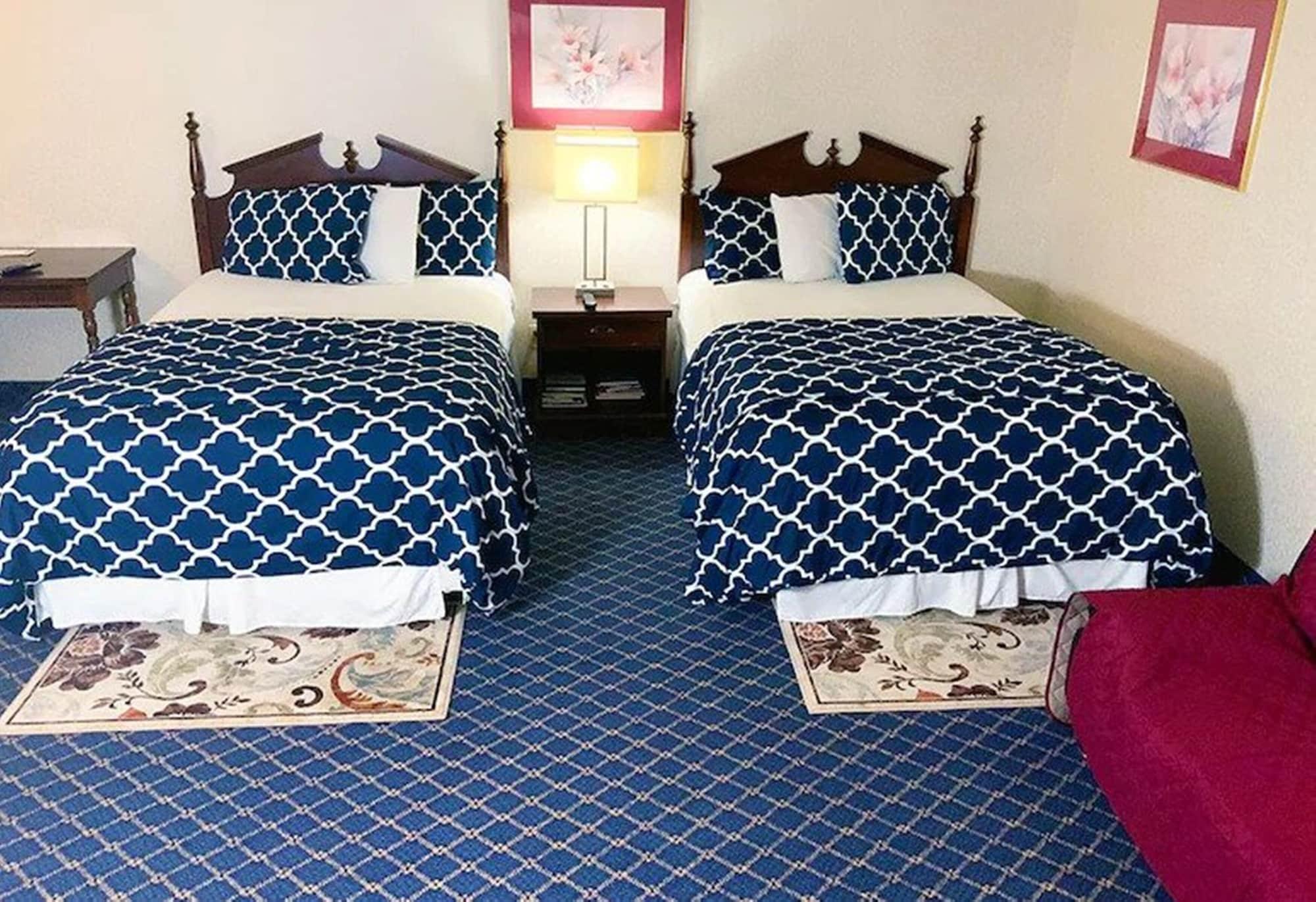 Regency Inn & Suites Вэст спрингфильд Экстерьер фото