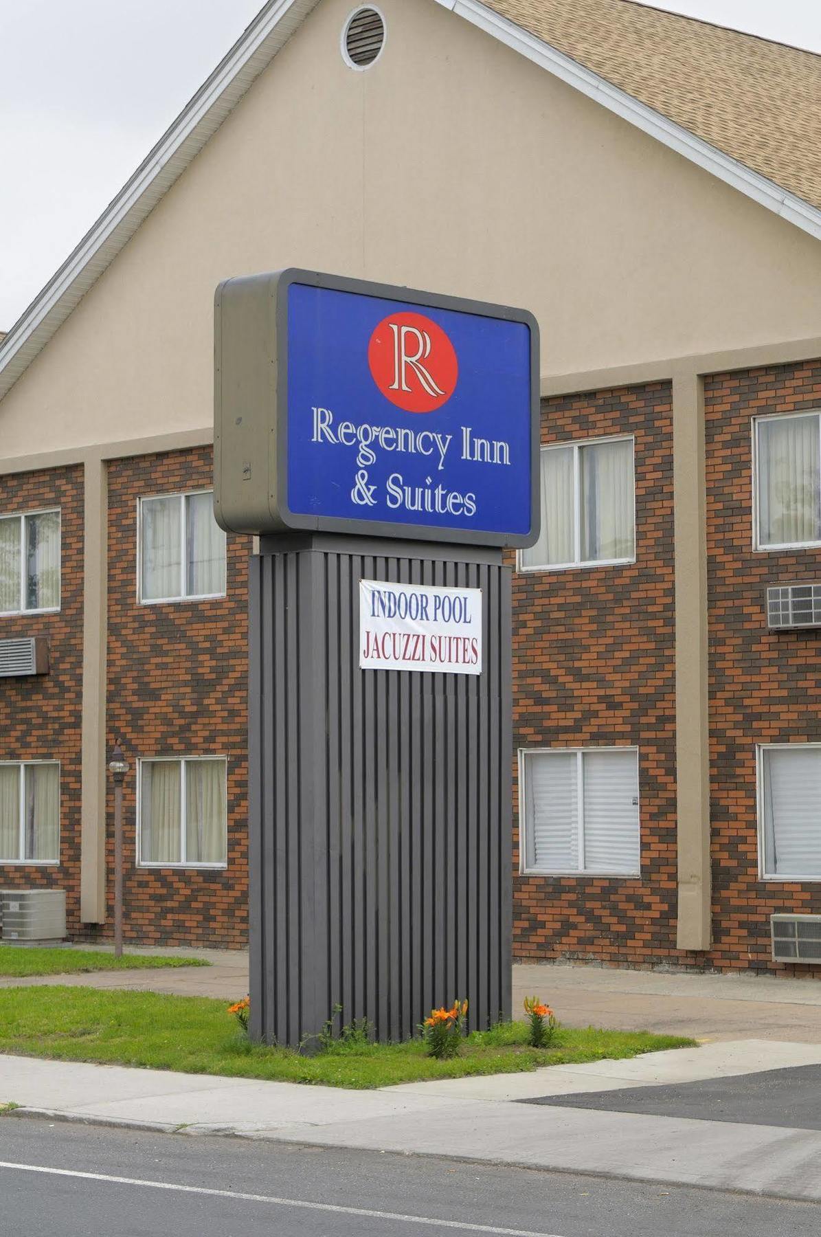 Regency Inn & Suites Вэст спрингфильд Экстерьер фото
